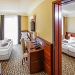 Hotel Relax Kreischberg 4*