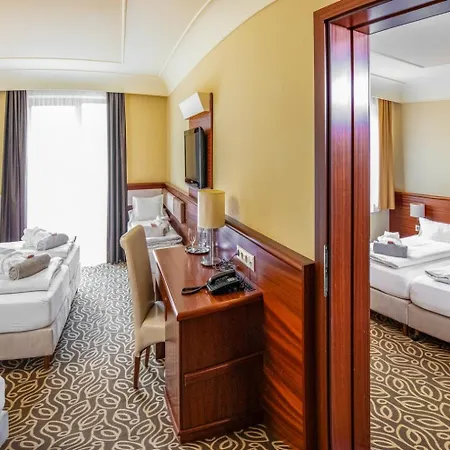 Hotel Relax Kreischberg 4*